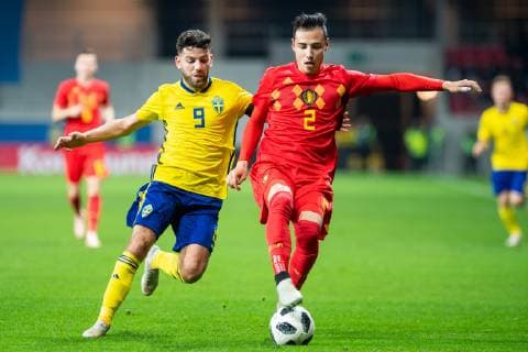 181016 Dion Cools of Belgium and Erdal Rakip of Sweden during the UEFA European Under-21 Qualifier match between Sweden and Belgium on October 16 2018 in Kalmar. Copyright: SUVADxMRKONJIC BB181016SM008