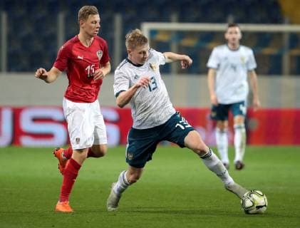 SOCCER - Under-21 EURO 2019, AUT VS RUS SANKT POELTEN,AUSTRIA,16.OCT.18 - SOCCER - OEFB international match Länderspiel Under-21 European Championship EM Europameisterschaft 2019, qualification, Austria vs Russia. Image shows Maximilian Ullmann (AUT) and Nikolai Rasskazov (RUS). GEPAxpictures xWalterxLuger