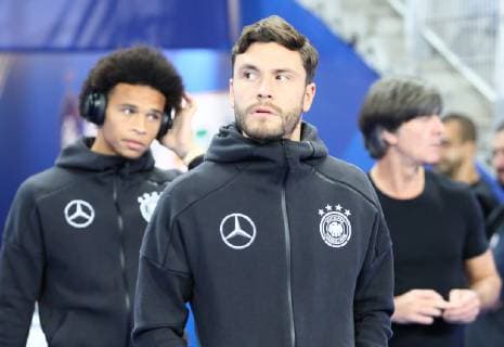 Jonas Hector (Deutschland Germany), Leroy Sane (Deutschland Germany), Bundestrainer Joachim Loew (Deutschland Germany) - 16.10.2018: Frankreich vs. Deutschland, 4. Spieltag UEFA Nations League, Stade de France, DISCLAIMER: DFB regulations prohibit any use of photographs as image sequences and or quasi-video.