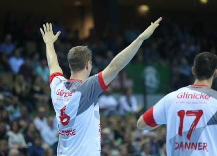 16.10.2018, xfgx, Handball DHB-Pokal, HSG Wetzlar - MT Melsungen emspor, v.l. Jubel bei Nr.6 Finn Lemke (MT Melsungen) (DFL DFB REGULATIONS PROHIBIT ANY USE OF PHOTOGRAPHS as IMAGE SEQUENCES and or QUASI-VIDEO)