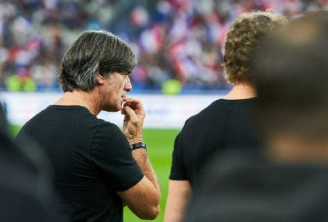 France - Germany, Soccer, Paris, October 16, 2018 DFB headcoach Joachim Jogi LOEW, LÖW, half-size, portrait, nervous FRANCE - GERMANY Football Nations League, Season 2018 2019, October 16, 2018 Paris, Germany. Photographer: Peter Schatz MAGICS