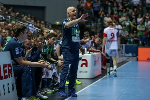 Deutschland,Wetzlar, Rittal-Arena, 16.10.2018, Handball,1. DKB Bundesliga, DHB Pokal,Achtelfinale, HSG Wetzlar - MT Melsungen Bild: Trainer:Kai Wandschneider (HSG Wetzlar) Copyright: HMBxMedia ThomasxJäger