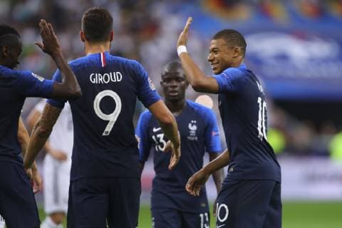 Joie Blaise Matuidi (France) et Kylian Mbappe (France) FOOTBALL : France vs Allemagne - Ligue des Nations - 16 10 2018 GwendolineLeGoff Panoramic 
