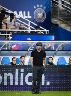 Sport Bilder des Tages Paris, 16.10.2018 Trainer Joachim Löw (Deutschland) enttäuscht Frankreich - Deutschland