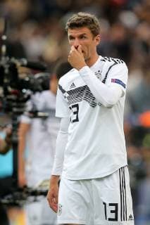 Thomas Mueller ( Deutschland ) nach der Niederlage, UEFA Nations League, 2018 19, Frankreich vs. Deutschland, DFB regulations prohibit any use of photographs as image sequences and or quasi-video, Frankreich vs. Deutschland, UEFA Nations League, 2018 19, Fussball, 16.10.2018 Paris Copyright: xLanger Eibner-Pressefotox EP_HLR