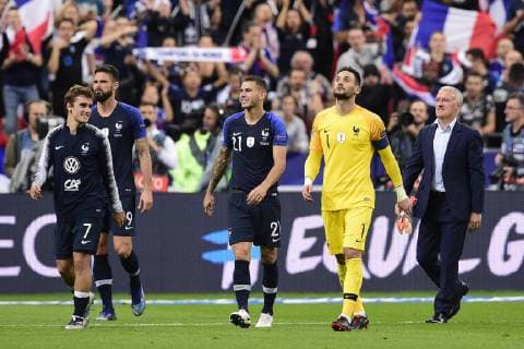 joie des joueurs de l equipe de France en fin de match Olivier Giroud (France) Antoine Griezmann (France) Lucas Hernandez (France) Hugo Lloris (France) Didier Deschamps - entraineur (France) FOOTBALL : France vs Allemagne - Ligue des Nations UEFA - St Denis - 16 10 2018 JBAutissier Panoramic 