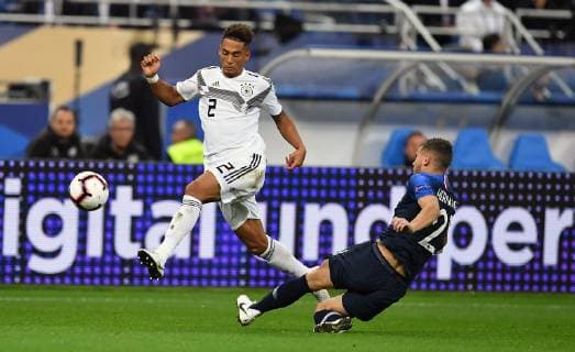 Thilo Kehrer (Deutschland), im Zweikampf mit Lucas Hernandez (Frankreich), Frankreich-Deutschland France-Germany UEFA Nations Cup Nationalmannschaft, DFB, 2018, Fußball, Fussball, soccer, Herren, Deutschland, Germany, Frankreich, France Paris, 16.10.2018