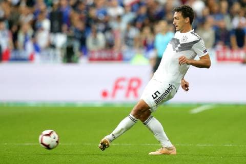 Mats Hummels ( Deutschland ), UEFA Nations League, 2018 19, Frankreich vs. Deutschland, DFB regulations prohibit any use of photographs as image sequences and or quasi-video, Frankreich vs. Deutschland, UEFA Nations League, 2018 19, Fussball, 16.10.2018 Paris Copyright: xEIBNER HarryxLangerx EP_HLR