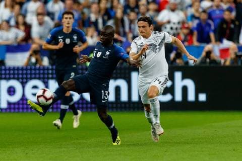 Paris, France, 16.10.2018, UEFA Nations League, League A, Group 1, Frankreich - Deutschland N Golo Kante (FRA) und Nico Schulz (GER) im Zweikampf ( DeFodi048