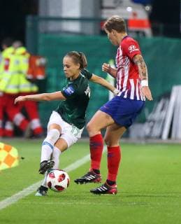 VfL vs Atletico Madrid, CL Wolfsburg, Deutschland. 17.10.2018, FUßBALL - VfL Wolfsburg vs Atletico Madrid, Champions League, Achtelfinale, Saison 2015-2016, Volkswagen Arena. Bild zeigt: Ewa Pajor (VfL Wolfsburg) Wolfsburg