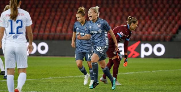 17.10.2018 Stadion Letzigrund Zürich , SCHWEIZ , Saison 2018 2019 Frauen UEFA Womens Champions League Hinspiel FC Zürich Frauen - FC Bayern München Torjubel Dominika Skorvankova (Bayern) beim 0:2