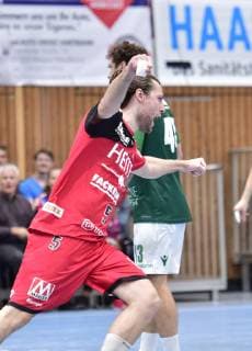 17.10.2018 - Handball - DHB-Pokal - Achtelfinale - Saison 2018 2019 - DJK Rimpar Wölfe - HC Erlangen HCE - OGo - Johannes Sellin (5, HC Erlangen HCE ) Torjubel Jubel Freude