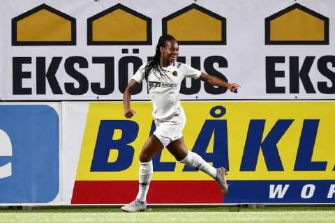 181017 Paris Marie-Antoinette Katoto jublar efter mal 0-1 under attondelsfinalen i Champions League mellan Linköping och PSG den 17 oktober 2018 i Linköping. Copyright: PETERxHOLGERSSON BB181017PH075
