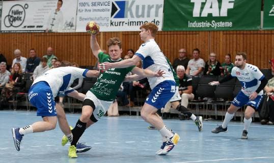 v.li.: Florian Pfeiffer (Dessau-Rosslauer HV 06), Lukas Siegler (DJK Rimpar Wölfe), Johannes Wasielewski (Dessau-Rosslauer HV 06), DKB 2. Handball-Bundesliga, DJK Rimpar Wölfe - Dessau-Rosslauer HV 06,