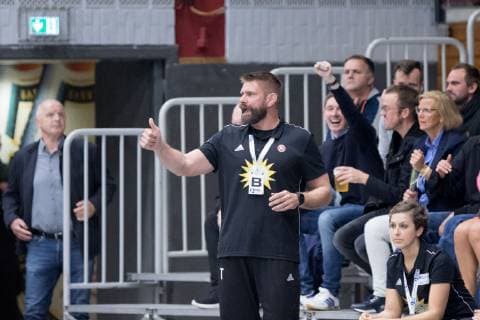 Luebbecke, Deutschland 20.10.2018: 2. HBL - 2018 2019 - TuS-N-Luebbecke vs. HBW Balingen-Weilstetten Trainer Aaron Ziercke (Luebbecke) Luebbecke Nordrhein-Westfalen Deutschland Merkur Arena