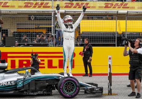 Motorsports: FIA Formula One World Championship WM Weltmeisterschaft 2018; Grand Prix; United States, FORMULA 1 PIRELLI 2018 UNITED STATES GRAND PRIX , Circuit of The Americas 44 Lewis Hamilton (GBR, Mercedes AMG Petronas F1 Team), Austin United States