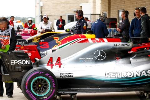 Motorsports: FIA Formula One World Championship WM Weltmeisterschaft 2018; Grand Prix; United States, FORMULA 1 PIRELLI 2018 UNITED STATES GRAND PRIX , Circuit of The Americas 44 Lewis Hamilton (GBR, Mercedes AMG Petronas F1 Team), Austin United States