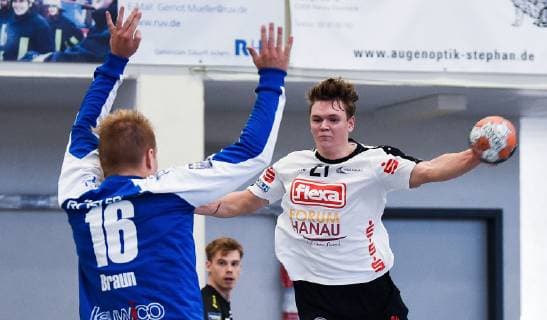 20.10.2018, xpsx, Handball A-Jugend 1.Bundesliga, HSG Hanau - HSC Coburg v.l. Tizian Braun (Coburg), Leon Goetz (Hanau) Hanau Hessen Deutschland (DEU)