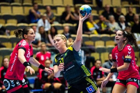 181021 Sävehofs Nina Dano under handbollsmatchen i Champions League mellan Sävehof och Brest den 21 oktober 2018 i Partille. Copyright: MATHIASxBERGELD BB181021MB012