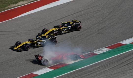 Crash, Sebastian Vettel, Scuderia Ferrari, formula 1 GP, USA in Austin, 21.10.2018 Photo:mspb Jerry Andre Crash, Sebastian Vettel, formula 1 GP, USA 2018