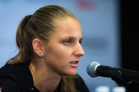 October 21, 2018 - Kallang, SINGAPORE - Karolina Pliskova of the Czech Republic talks to the media after winning her first match at the 2018 WTA Tennis Damen Finals tennis tournament 2018 WTA Finals - 21 Oct - ZUMAa181 20181021_zaa_a181_095 Copyright: xAFP7x