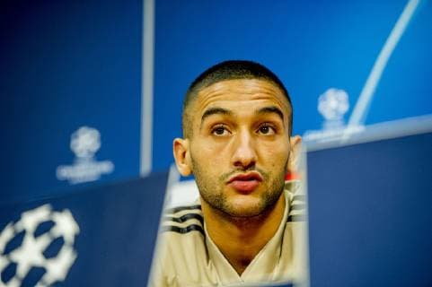 22-10-2018 VOETBAL: TRAINING EN PERSCONFERENTIE AJAX: AMSTERDAM Hakim Ziyech (Ajax) Foto: SCS Michel Utrecht xVIxVIxImagesx xSoenarxChamidxsportfotografiexIVx 12532066