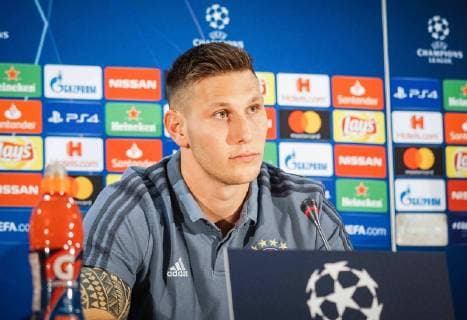 Niklas Suele 4 (FC Bayern Muenchen) bei der Pressekonferenz, Pressekonferenz, AEK Athen vs. FC Bayern Muenchen, Fussball, Vorrunde, Champions League, 22.10.2018 Athen Athen Griechenland