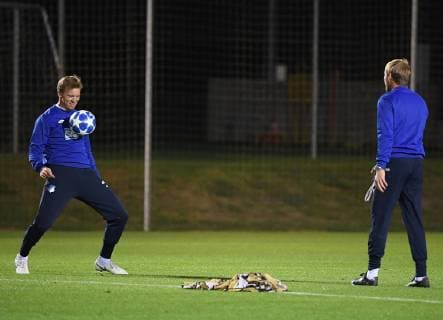 Sport Bilder des Tages 22.10.2018, xmeix, Fussball UEFA Champions League, Pressekonferenz Abschlusstraining TSG 1899 Hoffenheim - Olympique Lyon, emspor, v.l. Hoffenheims Trainer Julian Nagelsmann (TSG 1899 Hoffenheim) mit Hoffenheims Co-Trainer Matthias Kaltenbach DFL DFB REGULATIONS PROHIBIT ANY USE OF PHOTOGRAPHS as IMAGE SEQUENCES and or QUASI-VIDEO Sinsheim