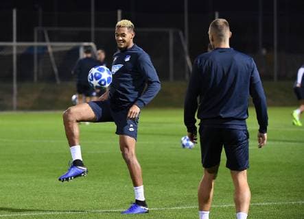 22.10.2018, xmeix, Fussball UEFA Champions League, Pressekonferenz Abschlusstraining TSG 1899 Hoffenheim - Olympique Lyon, emspor, v.l. Joelinton (TSG 1899 Hoffenheim) DFL DFB REGULATIONS PROHIBIT ANY USE OF PHOTOGRAPHS as IMAGE SEQUENCES and or QUASI-VIDEO Sinsheim