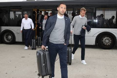 Sport Bilder des Tages 23.10.2018, Fussball, Saison 2018 2019, Champions League, Abflug des FC Schalke 04 nach Istanbul Cheftrainer Domenico TEDESCO (FC Schalke 04) Düsseldorf NRW Deutschland