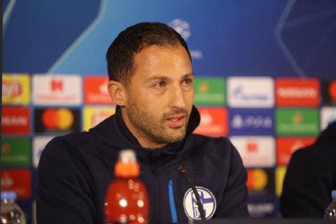 23.10.2018, Fussball, Saison 2018 2019, Champions League, Abschlusstraining und Abschlusstraining des FC Schalke 04 in Istanbul Türkei Cheftrainer Domenico TEDESCO (FC Schalke 04) Istanbul Türk Telekom Stadyumu Türkei