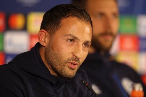 23.10.2018, Fussball, Saison 2018 2019, Champions League, Abschlusstraining und Abschlusstraining des FC Schalke 04 in Istanbul Türkei Cheftrainer Domenico TEDESCO (FC Schalke 04) Istanbul Türk Telekom Stadyumu Türkei