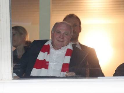 Praesident Uli Hoeness ( FC Bayern Muenchen ), AEK Athen vs. FC Bayern Muenchen, Fussball, Champions League Gruppenphase, 23.10.2018 AEK Athen vs. FC Bayern Muenchen, Fussball, Champions League Gruppenphase, 23.10.2018 Athen Copyright: xLanger Eibner-Pressefotox EP_HLR