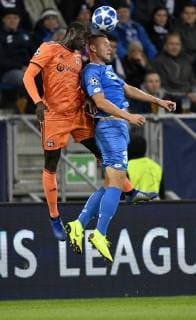 Kopfballduell, Zweikampf, Aktion Ferland Mendy Olympique Lyon gegen Pavel Kaderabek TSG 1899 Hoffenheim TSG 1899 Hoffenheim vs Olympique Lyon Champions League CL Gruppenphase 23.10.2018 DFL REGULATIONS PROHIBIT ANY USE OF PHOTOGRAPHS AS IMAGE SEQUENCES AND OR QUASI-VIDEO TSG 1899 Hoffenheim vs Olympique Lyon