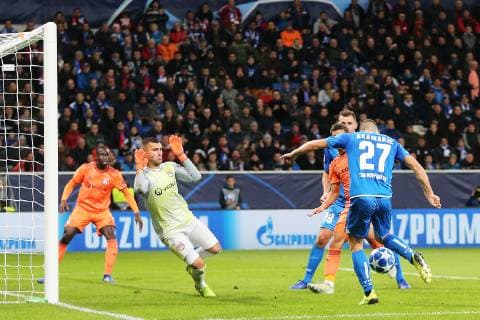 23.10.2018, xtvx, Fussball UEFA Champions League, TSG 1899 Hoffenheim - Olympique Lyon emspor, v.l. Goal scored, Tor zum 1:1 Andrej Kramaric (TSG 1899 Hoffenheim) Torwart Anthony Lopes (Olympique Lyon) Andrej Kramaric (TSG 1899 Hoffenheim) (DFL DFB REGULATIONS PROHIBIT ANY USE OF PHOTOGRAPHS as IMAGE SEQUENCES and or QUASI-VIDEO) Sinsheim