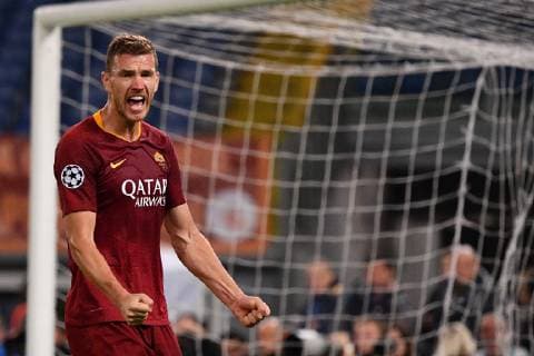 Photo Alfredo Falcone - LaPresse23 10 2018 Roma (Italy SoccerRoma - Cska MoscaUefa Champions League 2018 2019 - Olimpico Stadium of RomaIn the pic:dzeko celebrates  Copyright: xAlfredoxFalcone LaPresse ALFREDOx
