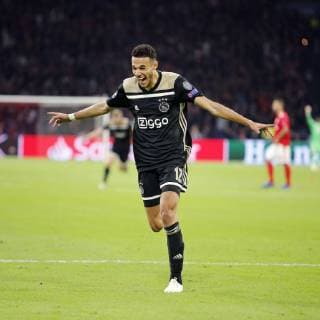 Sport Bilder des Tages AMSTERDAM, Stadium Johan Cruyff Arena 23-10-20-18, football, season 2018 2019, Football Champions League . Ajax player Noussair Mazraoui (C) celebrating his 1-0 during the game Ajax - Benfica . Ajax - Benfica  x2562884x