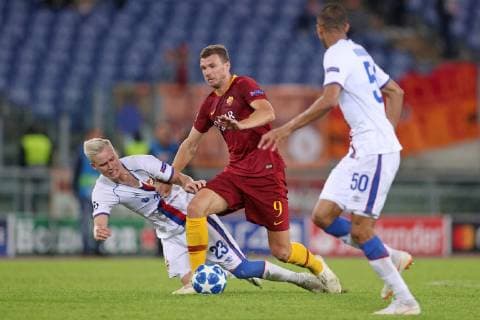 Fußball, CL, AS Rom - ZSKA Moskau Hordur Magnusson Cska Edin Dzeko Roma Roma 23-10-2018 Stadio Olimpico Football Calcio Uefa Champions League 2018 2019 AS Roma - CSKA Mosca Foto Luca Pagliaricci Insidefoto lucaxpagliaricci