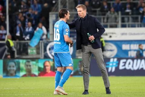 v.li.: Nico Schulz (Hoffenheim, 16), Julian Nagelsmann (Trainer, Cheftrainer, Hoffenheim), nach dem Schlusspfiff, Fussball, UEFA Champions League, TSG 1899 Hoffenheim - Olympique Lyon,