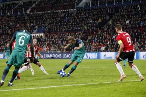 Harry Kane of Tottenham Hotspur during the UEFA Champions League group C match between PSV Eindhoven and Tottenham Hotspur FC at the Phillips stadium on October 24, 2018 in Eindhoven, The Netherlands UEFA Champions League 2018 2019 xVIxVIxImagesx xJeroenxPutmansxIVx 12548429