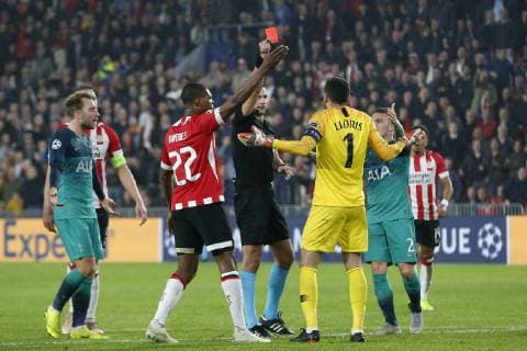 referee Slavko Vincic (C), Hugo Lloris of Tottenham Hotspur (CR) during the UEFA Champions League group C match between PSV Eindhoven and Tottenham Hotspur FC at the Phillips stadium on October 24, 2018 in Eindhoven, The Netherlands UEFA Champions League 2018 2019 xVIxVIxImagesx xJeroenxPutmansxIVx 12549009