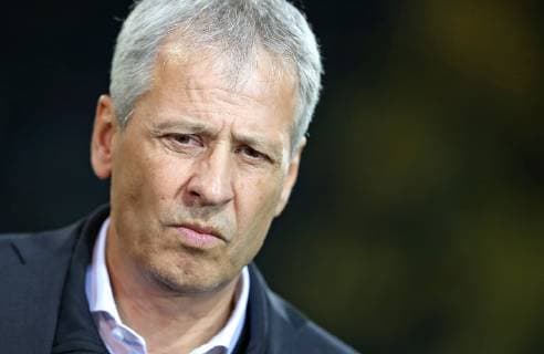 24.10.2018, Fussball UEFA Champions League 2018 2019, Gruppenphase, 3.Spieltag, Borussia Dortmund - Atletico Madrid, im Signal-Iduna-Park Dortmund. Trainer Lucien Favre (Dortmund)