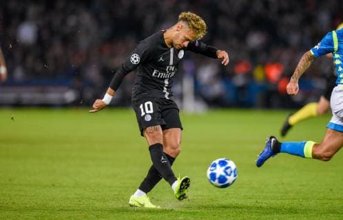 Neymar Jr ( PSG ) FOOTBALL : Paris Saint Germain vs Naples - Ligue des Champions - Paris - 24 10 2018 FedericoPestellini Panoramic 
