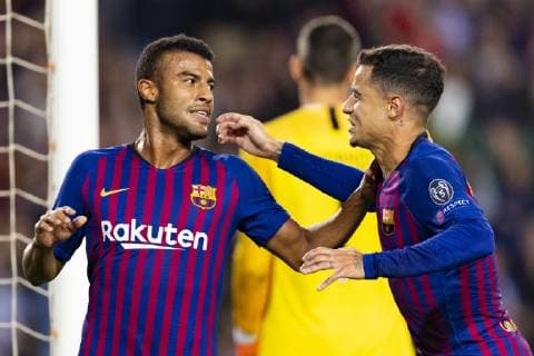 24.10.2018, xslx, Fussball Champions League, FC Barcelona Barca - Inter Mailand emspor, v.l. Rafinha Alcantara (FC Barcelona) Jubelt nach den Tor 1-0 gemeinsam mit Coutinho (FC Barcelona) (DFL DFB REGULATIONS PROHIBIT ANY USE OF PHOTOGRAPHS as IMAGE SEQUENCES and or QUASI-VIDEO) Barcelona