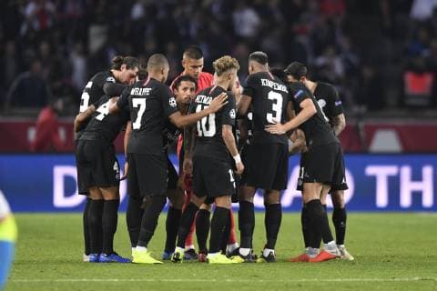 05 MARQUINHOS (PSG) - 01 GIANLUIGI BUFFON (PSG) - FAIR PLAY FOOTBALL : Paris SG vs Naples - Ligue des Champions - 24 10 2018 AnthonyBIBARD FEP Panoramic 