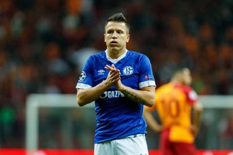 Tuerkei, Istanbul 24.10.2018, UEFA Champions League - 2018 19 Season, Vorrunde, Gruppenphase - Gruppe D - 3. Spieltag, Galatasaray Istanbul - FC Schalke 04, Yevhen Konoplyanka (S04) gestikuliert, gestik ( DeFodi048