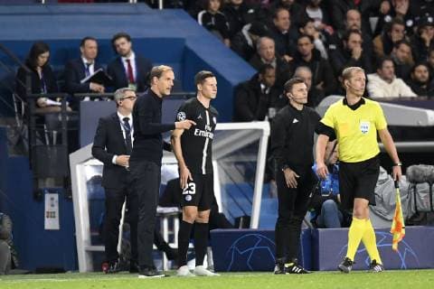 Sport Bilder des Tages THOMAS TUCHEL (ENTRAINEUR PSG) - 23 JULIAN DRAXLER (PSG) FOOTBALL : Paris SG vs Naples - Ligue des Champions - 24 10 2018 AnthonyBIBARD FEP Panoramic 