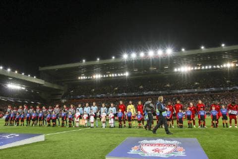 October 24, 2018 - Liverpool, England, United Kingdom - Crvena Zvezda team and Liverpool team pose in order to be photographed before the Uefa Champions League Group Stage football match n.3 LIVERPOOL - CRVENA ZVEZDA on 24 10 2018 at the Anfield Road in Liverpool, England. Liverpool v FK Crvena Zvezda - UEFA Champions League Group C  - ZUMAn230 20181024_zaa_n230_454 Copyright: xMatteoxBottanellix