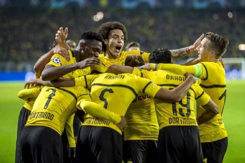 Fußball: UEFA Champions League, CL, Saison 2018 2019, 3. Spieltag, Borussia Dortmund - Athletico Madrid in Dortmund (Nordrhein-Westfalen). Die Dortmunder Spieler jubeln nach dem Tor zum 3:0. Copyright: xKirchner DavidxInderliedx