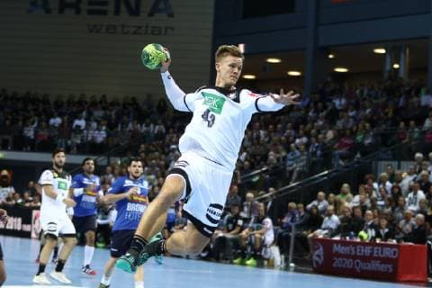 Torwurf von Niclas Pieczkowski (Deutschland) Deutschland vs Israel, Handball, EM-Qualifikation, 24.10.2018 Deutschland vs Israel, Handball, EM-Qualifikation, 24.10.2018 Wetzlar Copyright: xEIBNER RenexWeissx EP_RWS